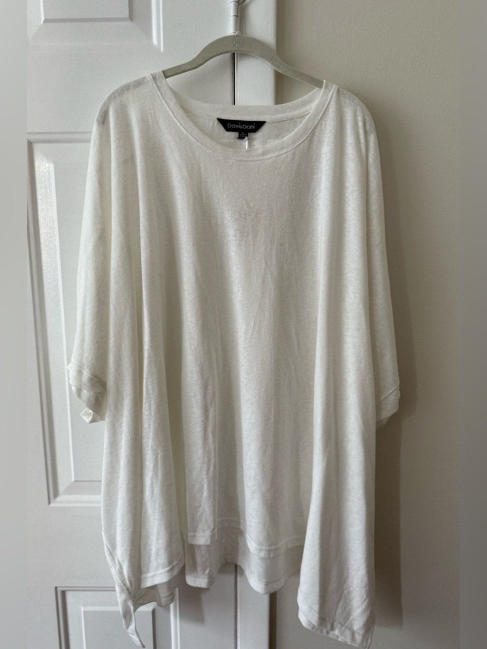 Flowy white top